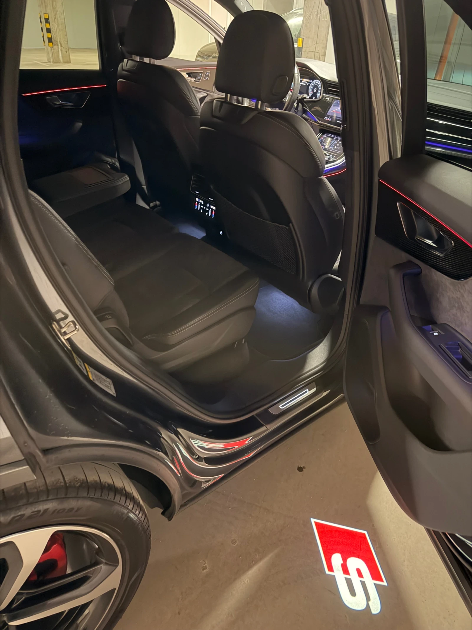 Audi SQ7, снимка 10 - Автомобили и джипове - 55234115