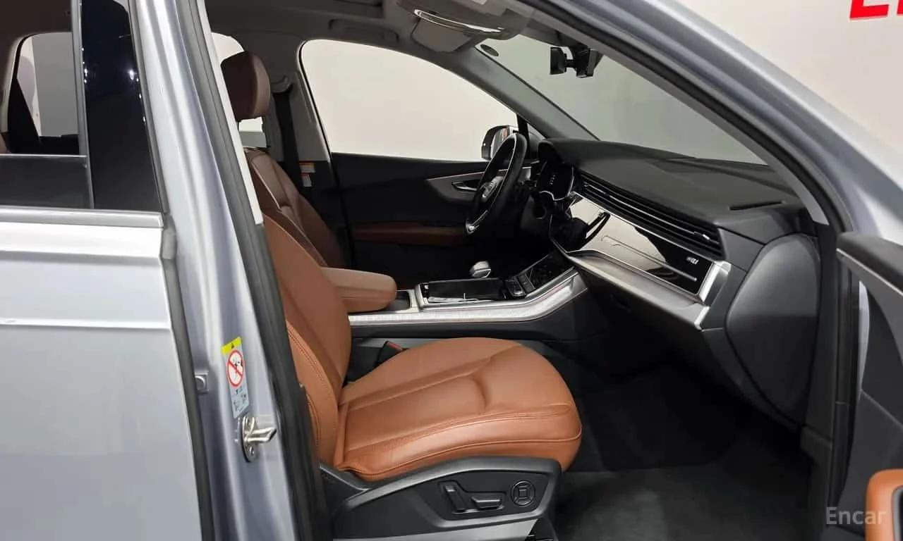 Audi Q7 45 TDI Quattro ОБДУХВАНЕ/ПАНОРАМА/ДИСТРОНИК/360 , снимка 11 - Автомобили и джипове - 55618695