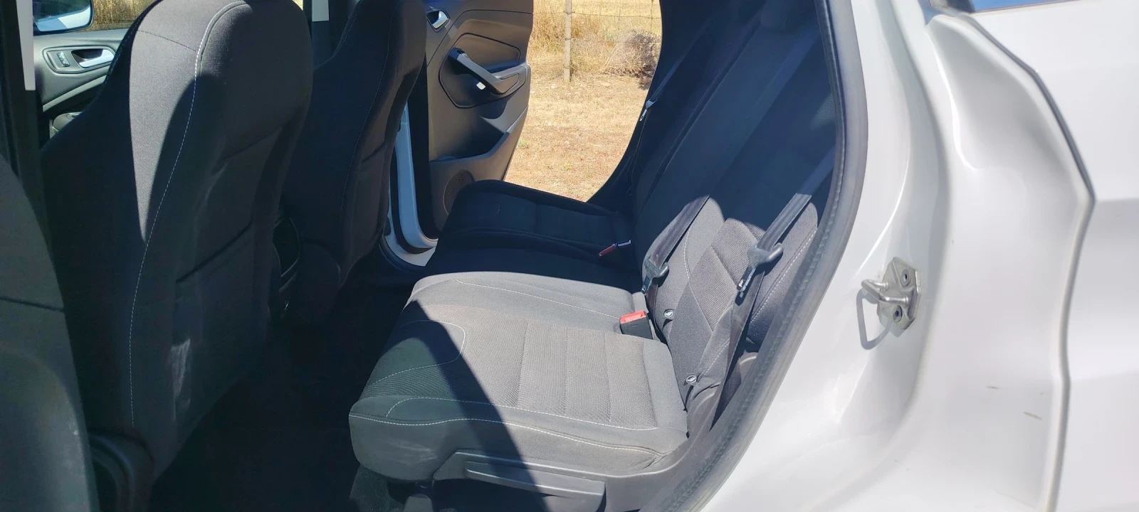 Ford Kuga 2.0TDCI-140к.с, снимка 9 - Автомобили и джипове - 55991165