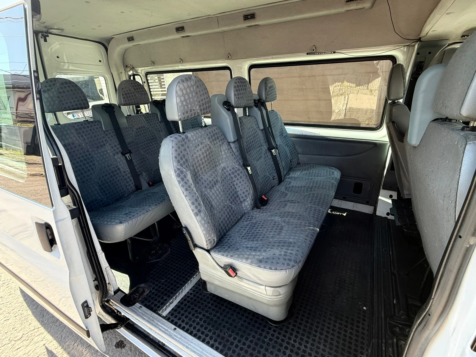 Ford Transit 8+ 1 инвалиден - изображение 9