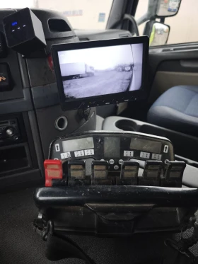 Volvo Fm 440 Кран, снимка 11 - Камиони - 53621889