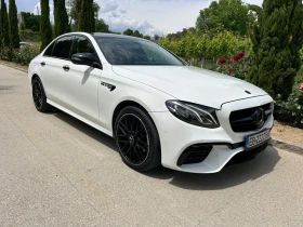 Mercedes-Benz E 220 AMG Pack, снимка 17