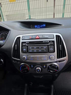 Hyundai I20 1.25i 84ps 4 Zylinder * FACELIFT* LED* EVRO 5B, снимка 17