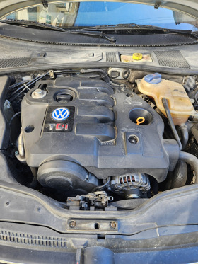 VW Passat, снимка 7 - Автомобили и джипове - 45269259