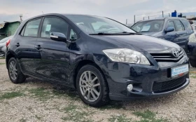 Toyota Auris 1.6i Швейцария 6скорости Фейслифт , снимка 4