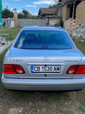 Mercedes-Benz E 200, снимка 5