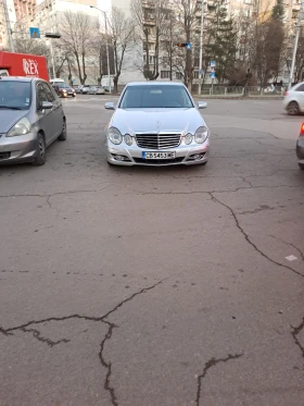 Mercedes-Benz E 220 EVO, снимка 5