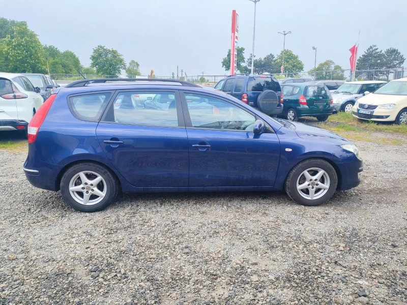 Hyundai I30 1.6CRDI, снимка 3 - Автомобили и джипове - 49434603