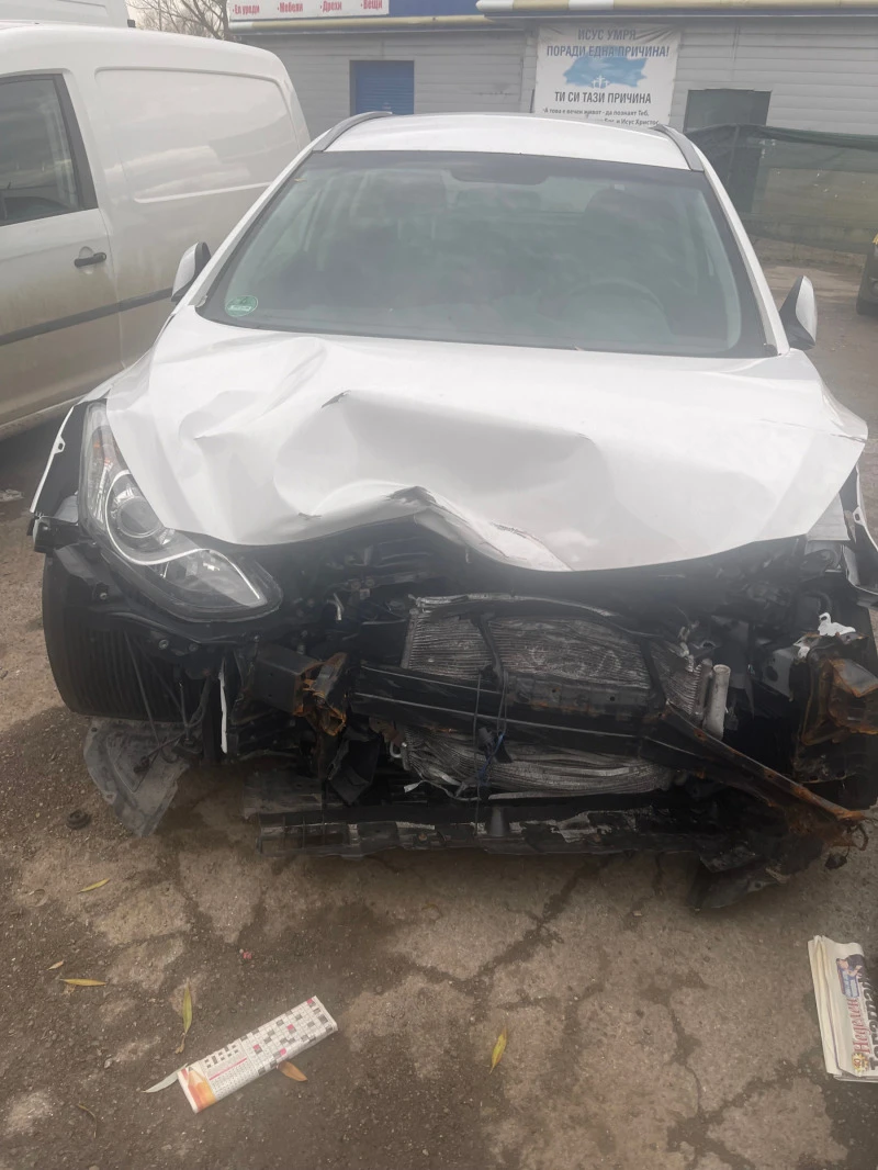 Hyundai I30, снимка 1 - Автомобили и джипове - 43238951