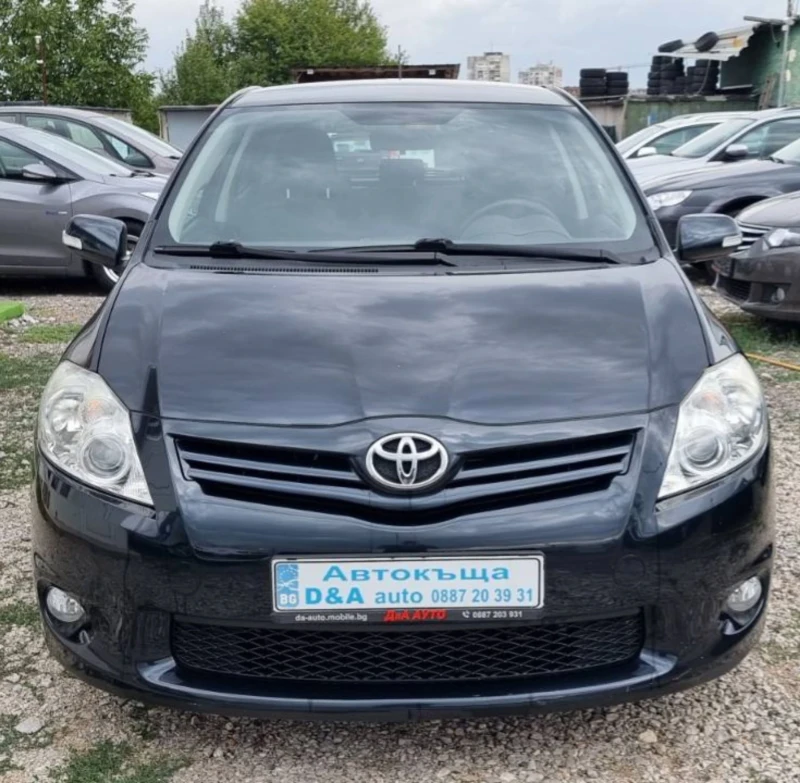 Toyota Auris 1.6i Швейцария 6скорости Фейслифт , снимка 5 - Автомобили и джипове - 47089868