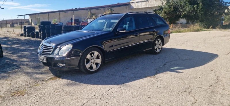 Mercedes-Benz E 320, снимка 1 - Автомобили и джипове - 47445944