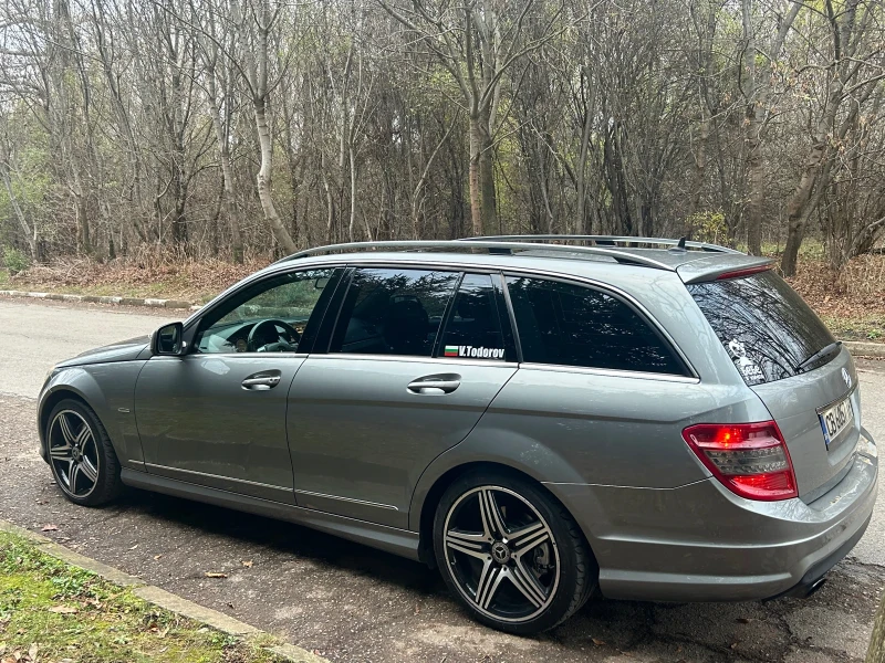 Mercedes-Benz C 320 Спешно !!!, снимка 5 - Автомобили и джипове - 47991993