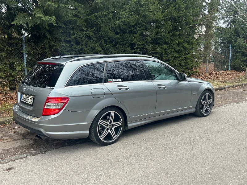 Mercedes-Benz C 320 Спешно !!!, снимка 2 - Автомобили и джипове - 47991993