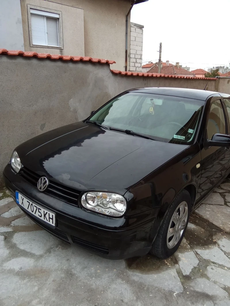 VW Golf 1.6, снимка 1 - Автомобили и джипове - 48071166