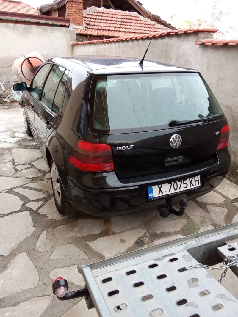 VW Golf 1.6, снимка 2 - Автомобили и джипове - 48071166