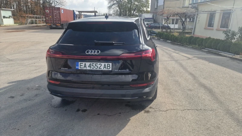 Audi E-Tron  55 Quatro 55000 км, снимка 7 - Автомобили и джипове - 48218085