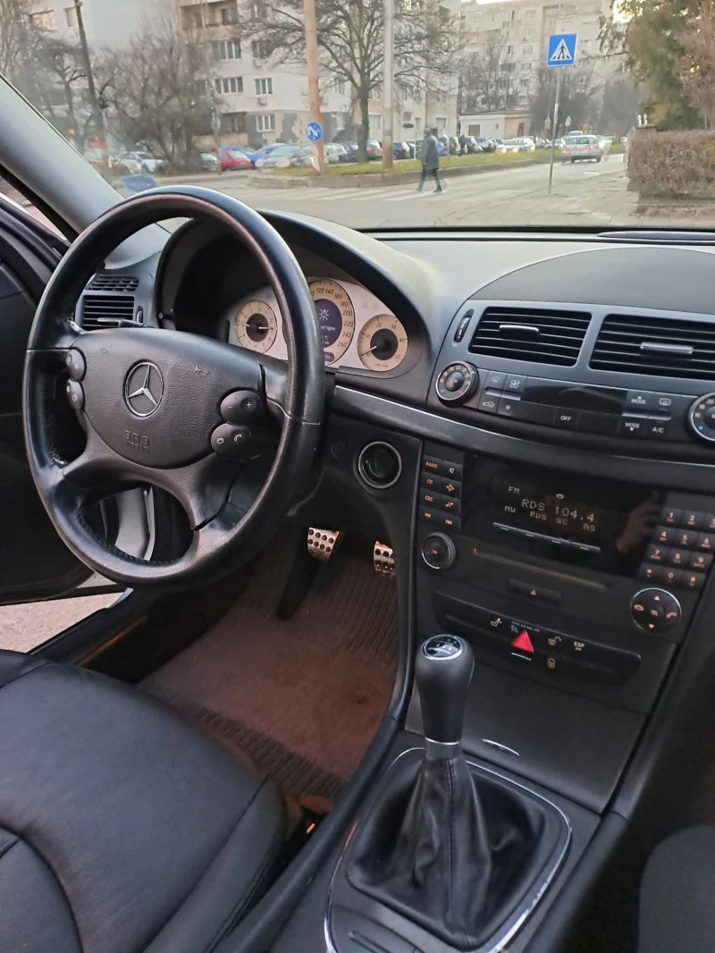 Mercedes-Benz E 220 EVO, снимка 9 - Автомобили и джипове - 48395510