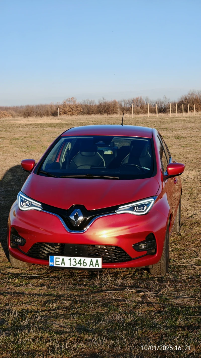 Renault Zoe, снимка 3 - Автомобили и джипове - 48656820