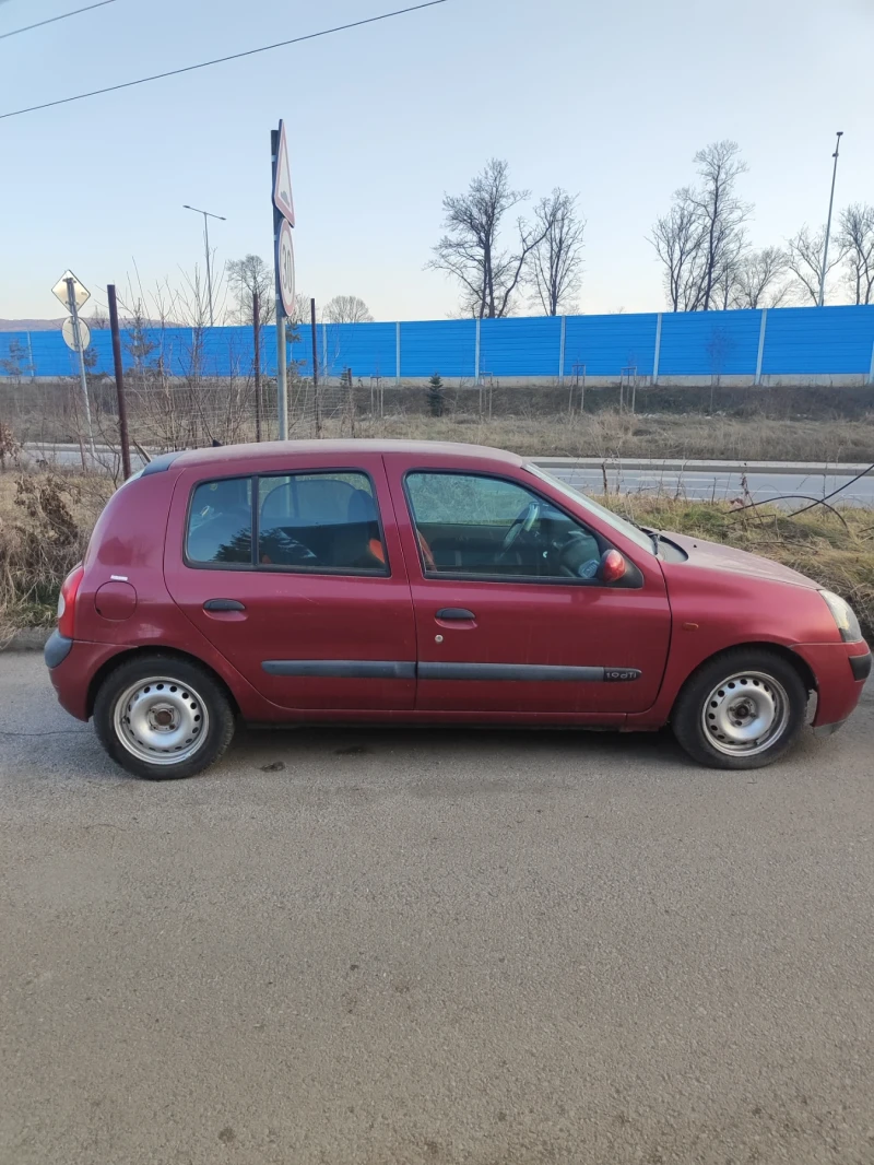 Renault Clio, снимка 2 - Автомобили и джипове - 49065560