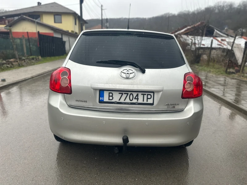 Toyota Auris 2.0D4D, снимка 4 - Автомобили и джипове - 49276766