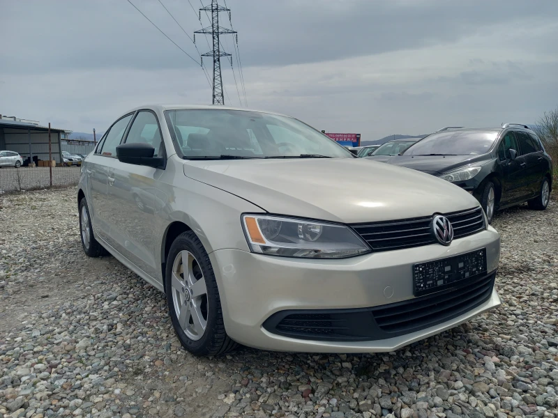 VW Jetta 2, 0i Auto, снимка 1 - Автомобили и джипове - 49467874