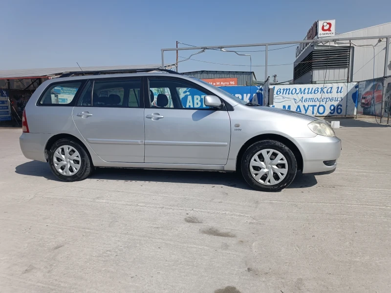 Toyota Corolla, снимка 8 - Автомобили и джипове - 52427993