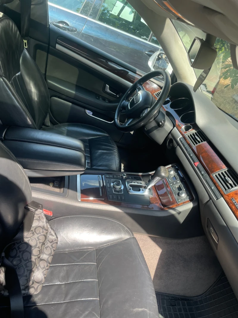 Audi A8, снимка 7 - Автомобили и джипове - 52727158