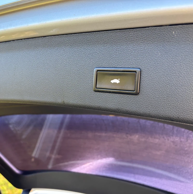 Audi A4 2.0TDI Sline Всички екстри за модела, снимка 15 - Автомобили и джипове - 52825008