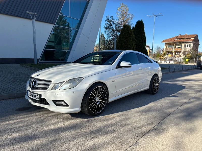 Mercedes-Benz E 250, снимка 2 - Автомобили и джипове - 52845591