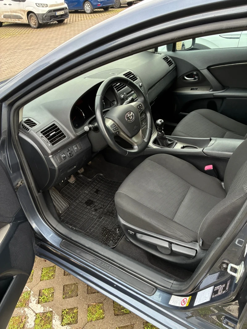 Toyota Avensis 2.2 D4D 150к.с, снимка 13 - Автомобили и джипове - 53393757