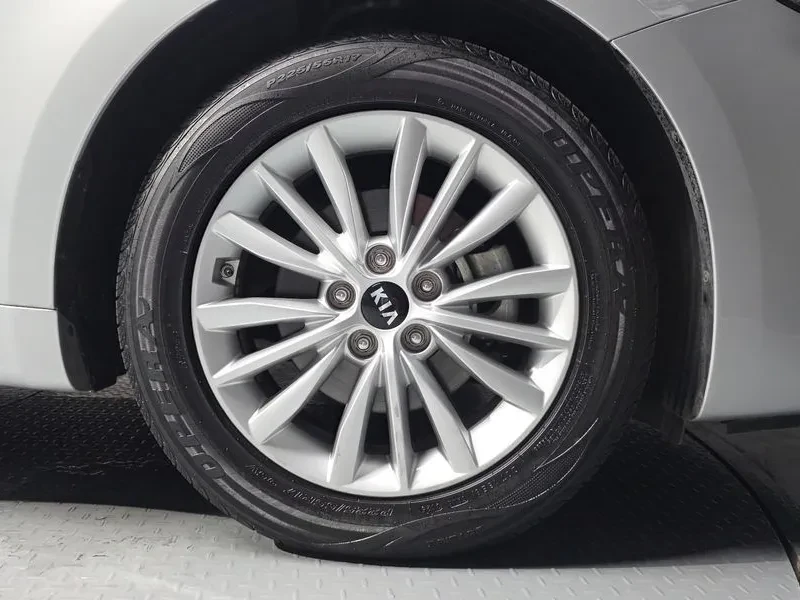 Kia K7 LPG STANDART, снимка 5 - Автомобили и джипове - 55727442