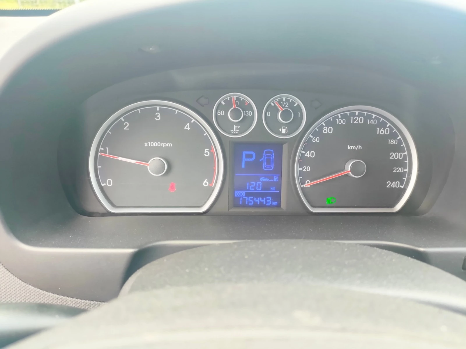 Hyundai I30 1.6CRDI | Mobile.bg   16