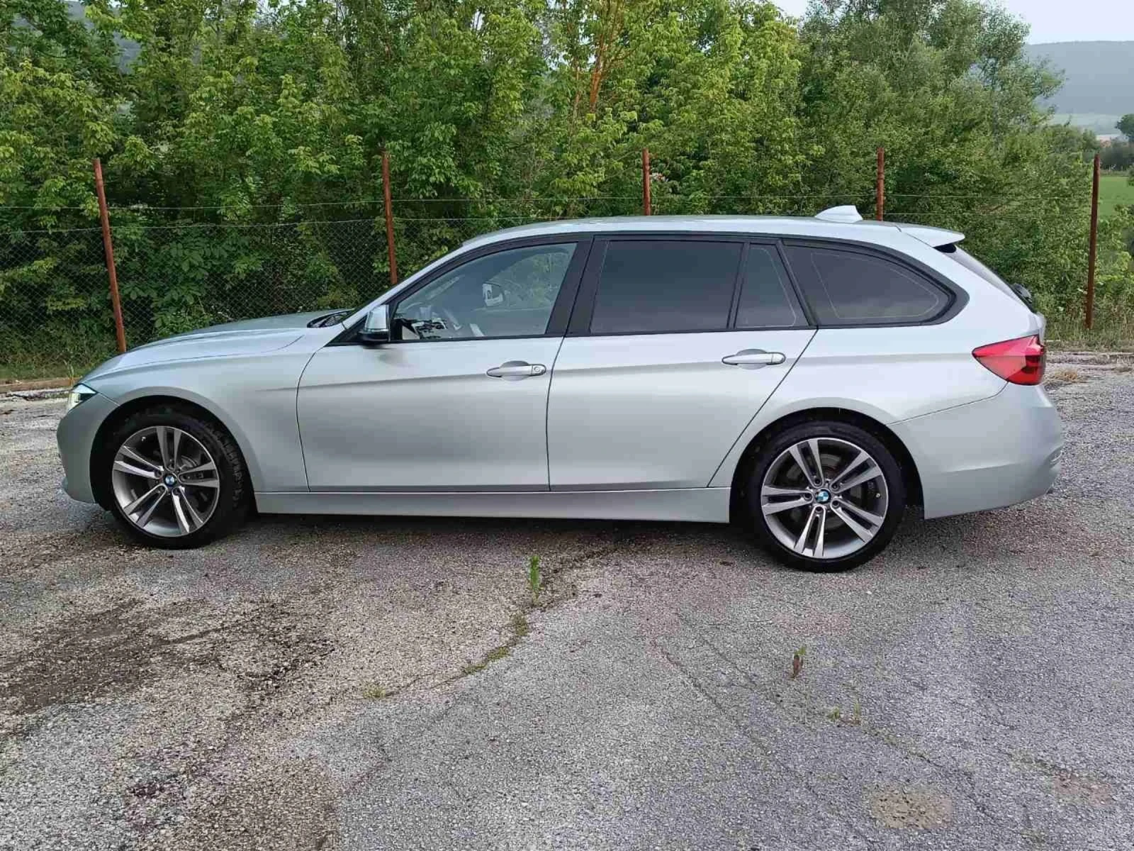 BMW 330 X drive///LCI///2016///EURO6 - изображение 6