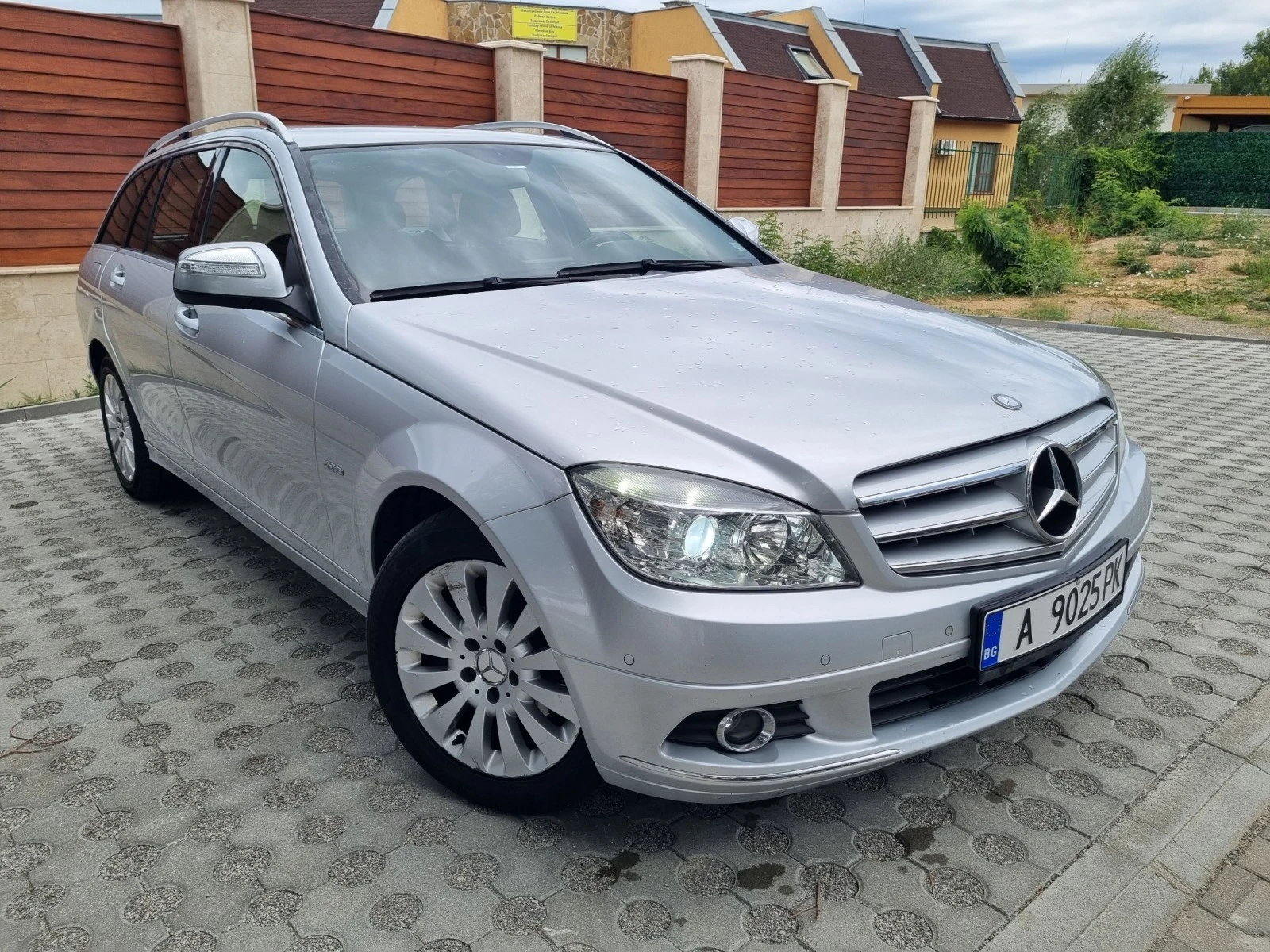 Mercedes-Benz C 200 2.2Cdi avtomat Navi - изображение 3