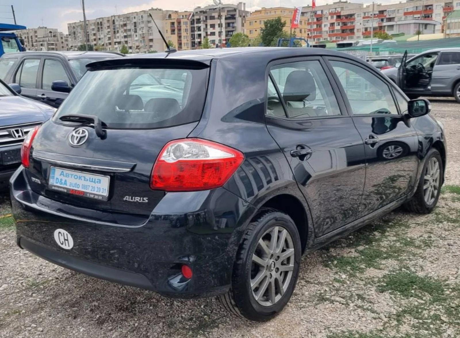 Toyota Auris 1.6i Швейцария 6скорости Фейслифт  - изображение 7