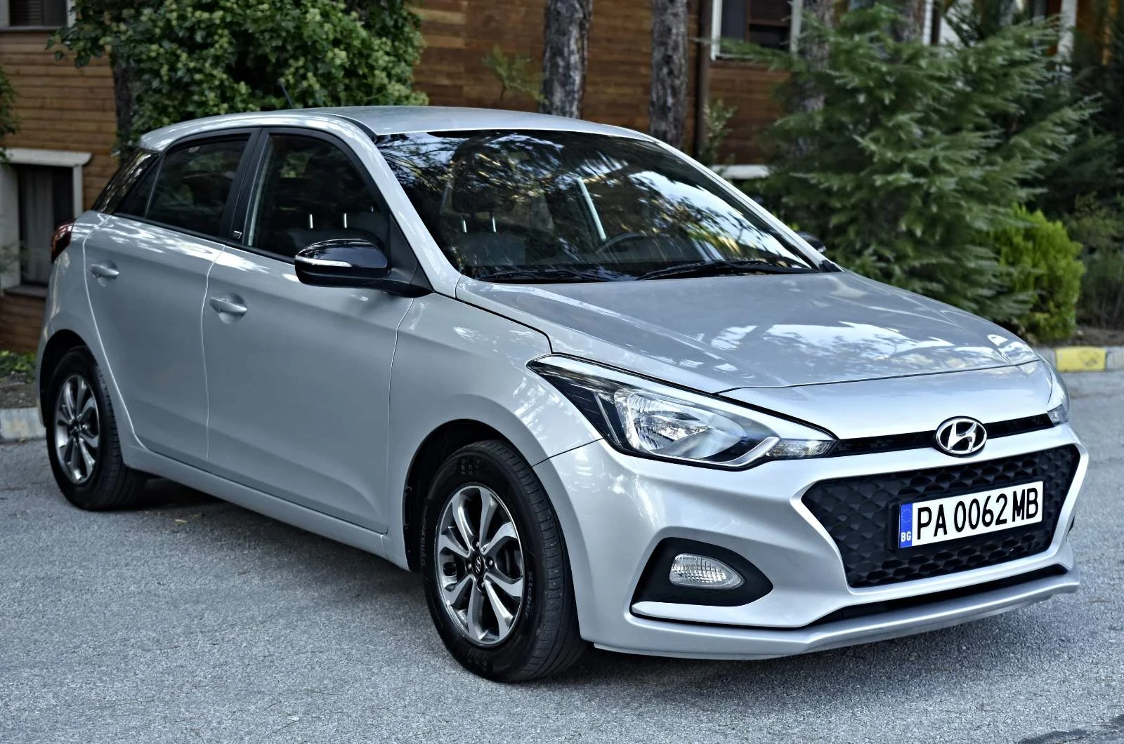 Hyundai I20 1.1crdi - изображение 2