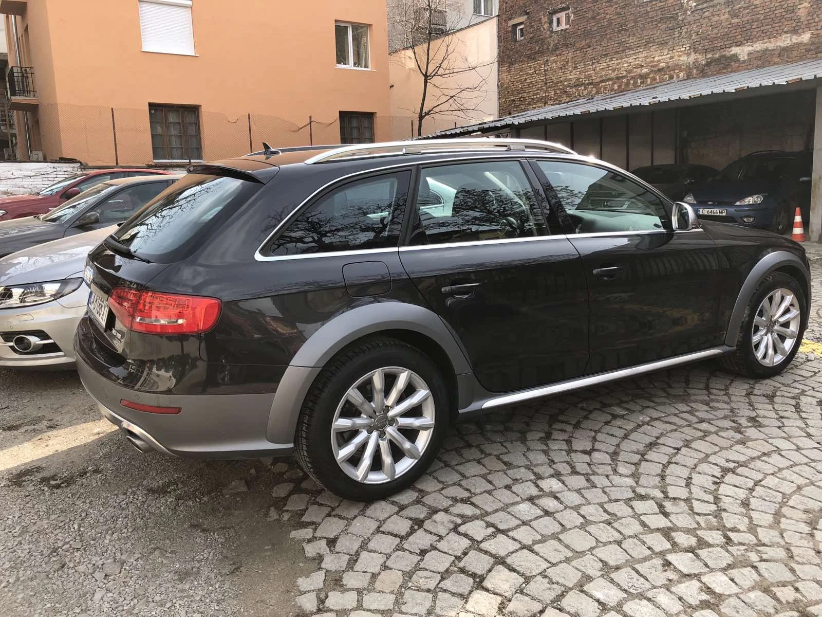 Audi A4 Allroad 3.0 TDI бартер за по-скъпа, доплащам до 15 000 лв. - изображение 2