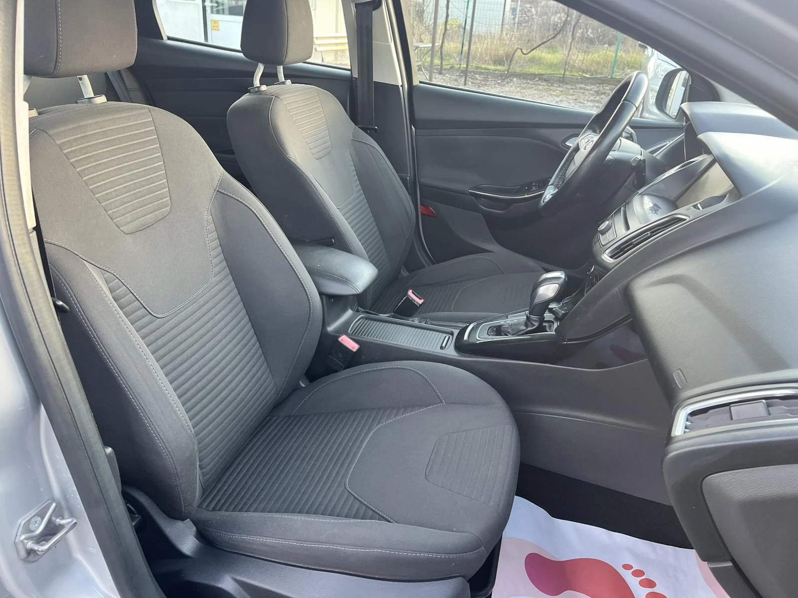 Ford Focus 1.5TDCi   | Mobile.bg   13