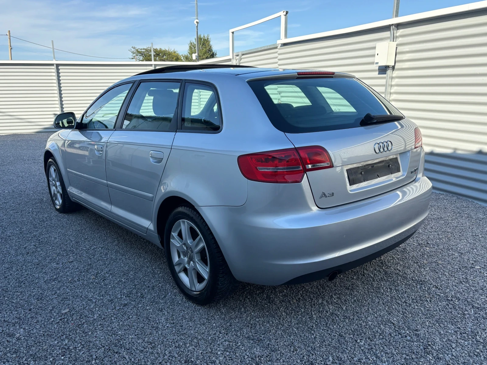 Audi A3 1, 6 TDI-ПАНОРАМА-НАВИ - изображение 6