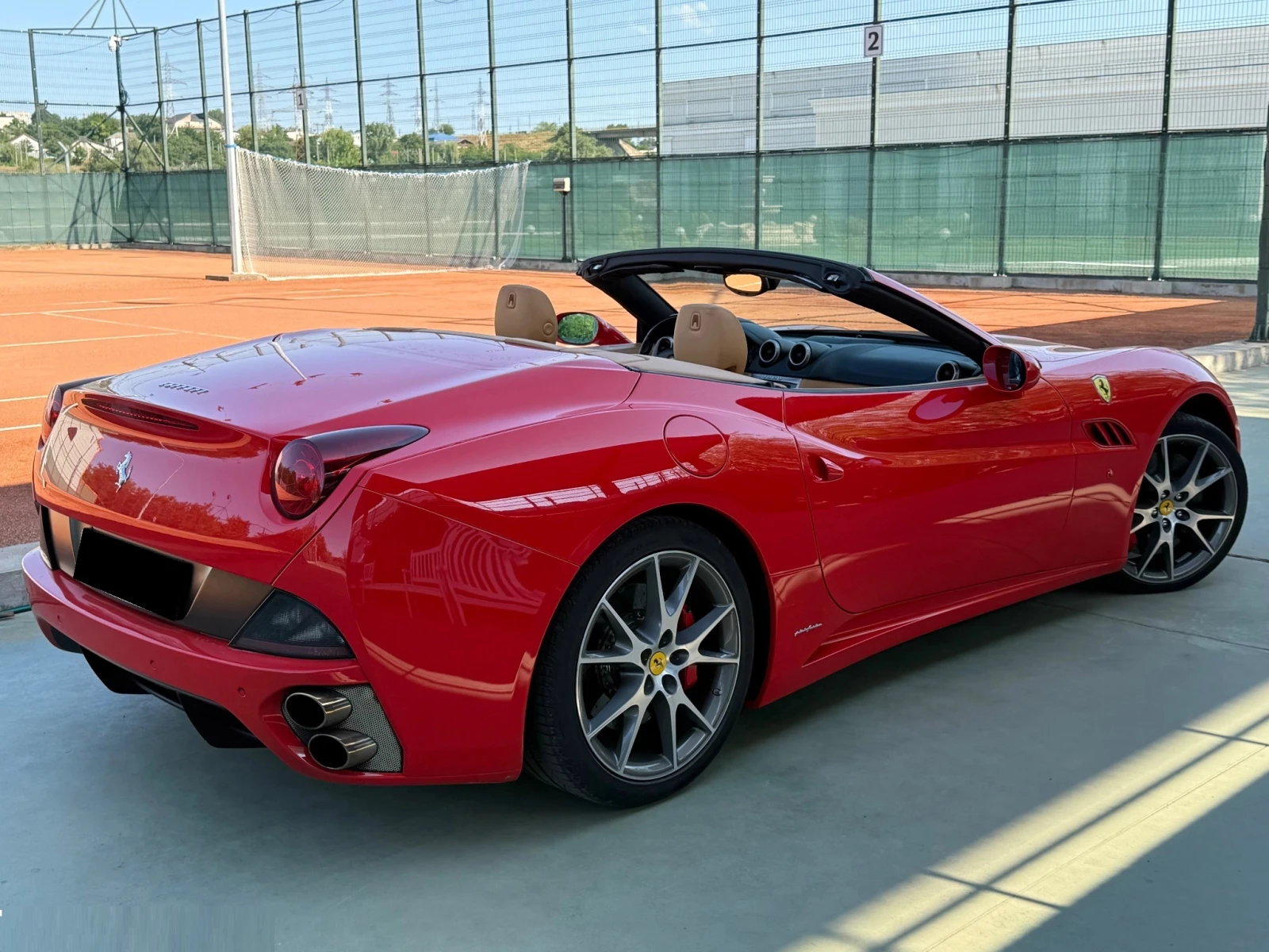 Ferrari California  - изображение 2