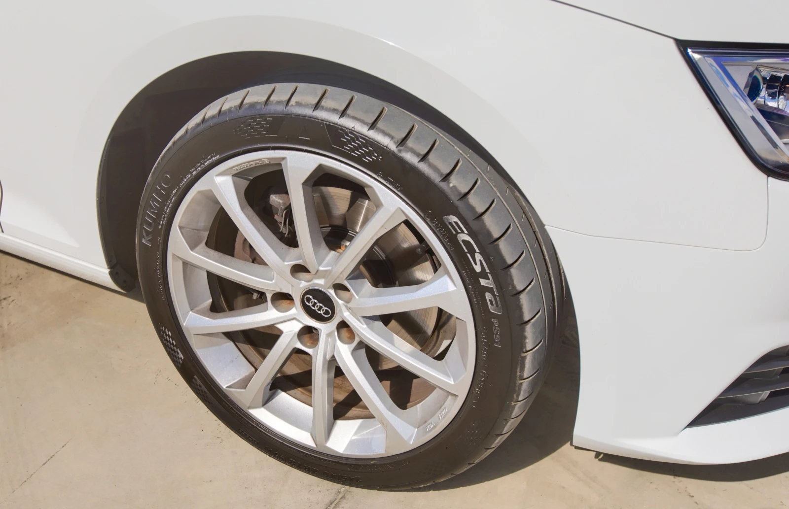 Audi A4 avant, снимка 4 - Автомобили и джипове - 53819338