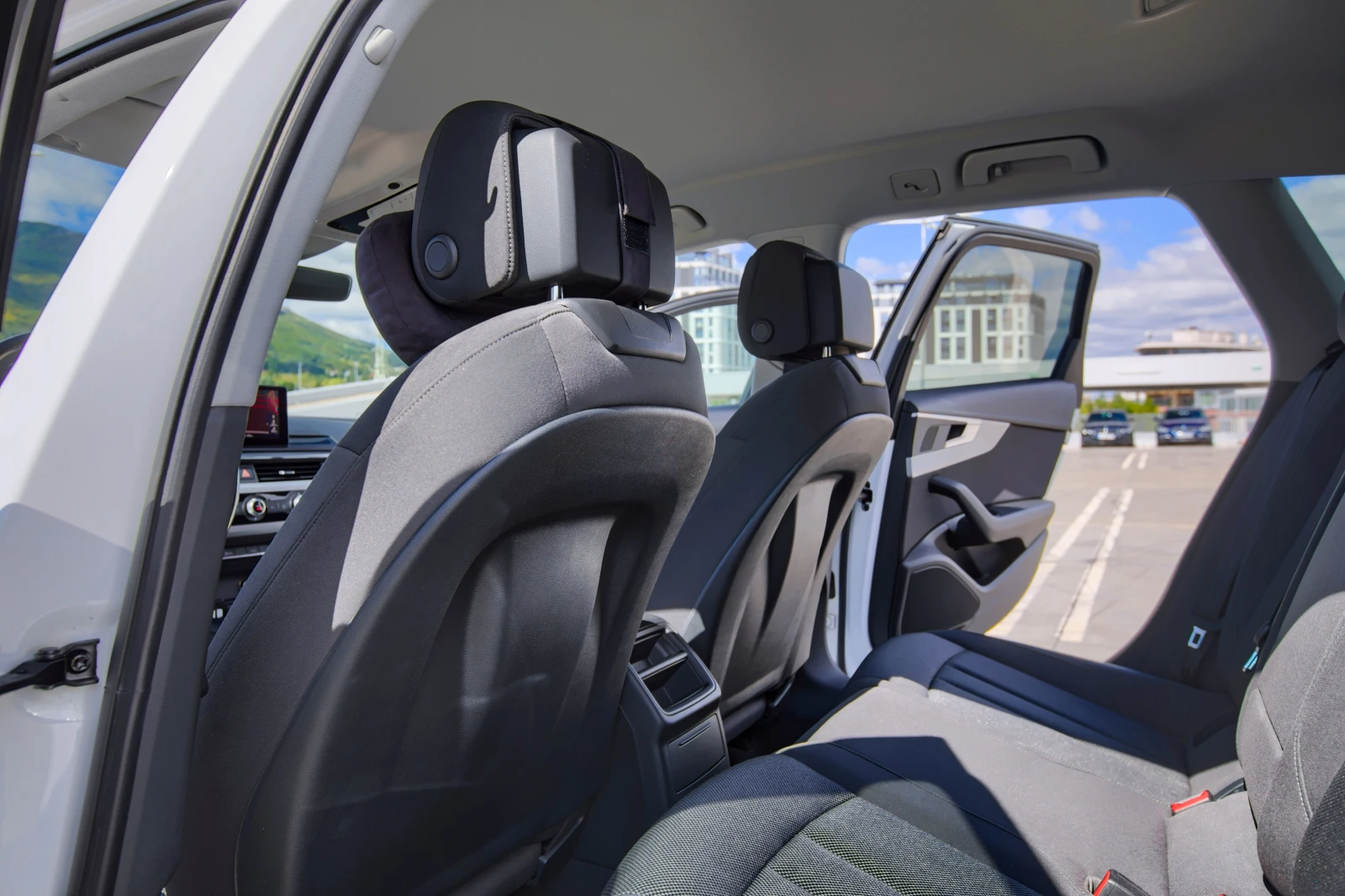 Audi A4 avant, снимка 11 - Автомобили и джипове - 53819338