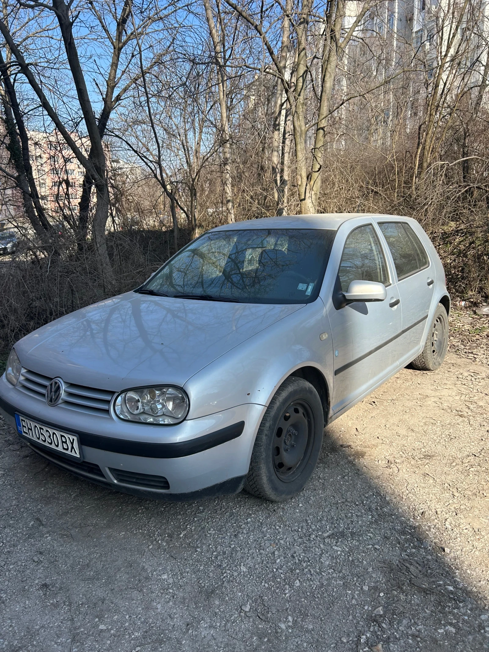 VW Golf, снимка 2 - Автомобили и джипове - 54040728