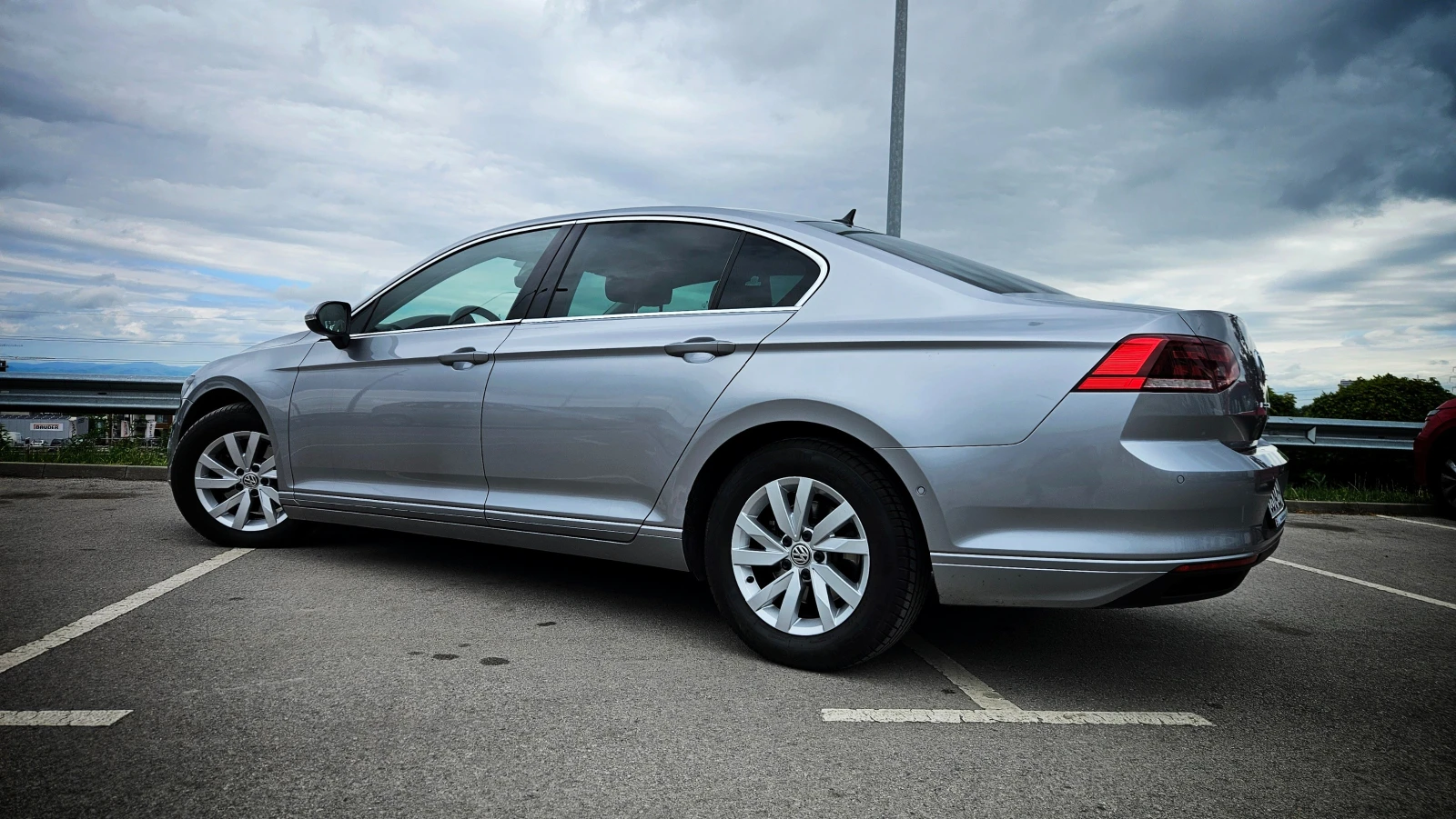 VW Passat B8.5, снимка 5 - Автомобили и джипове - 54551182