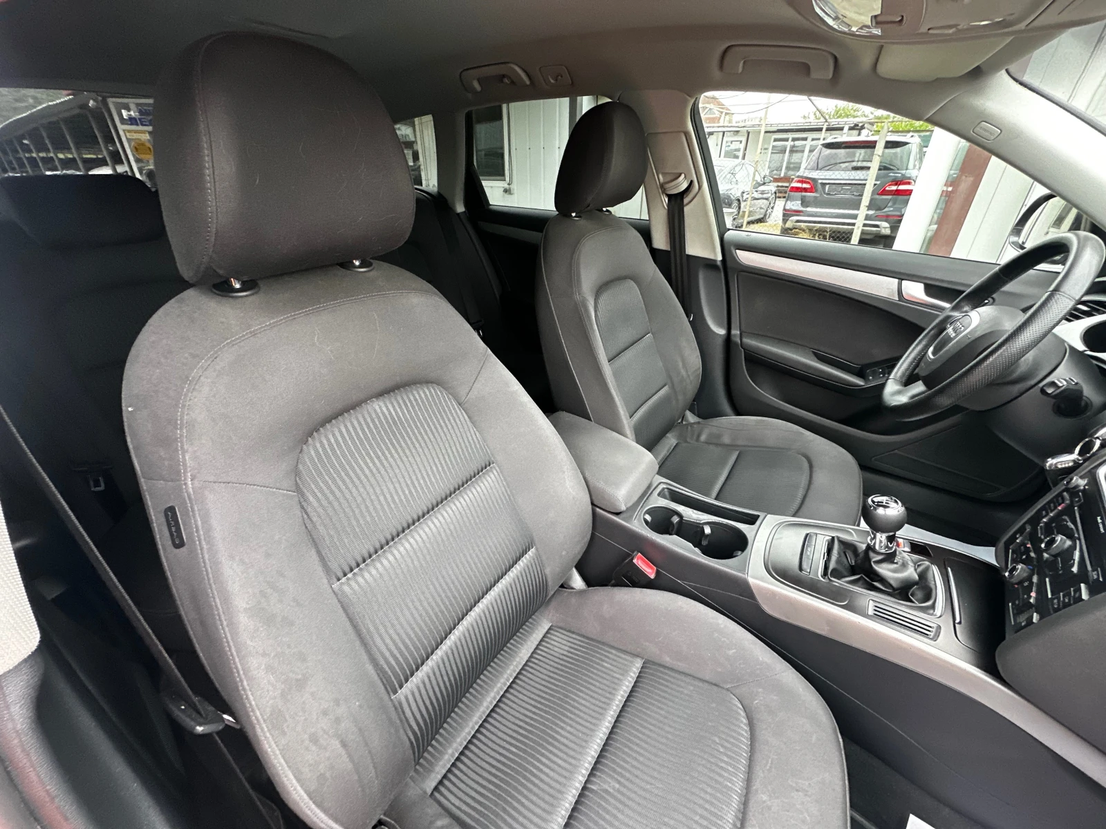 Audi A4 3.0TDI 239к.с Quattro Ръчка, снимка 8 - Автомобили и джипове - 54624464