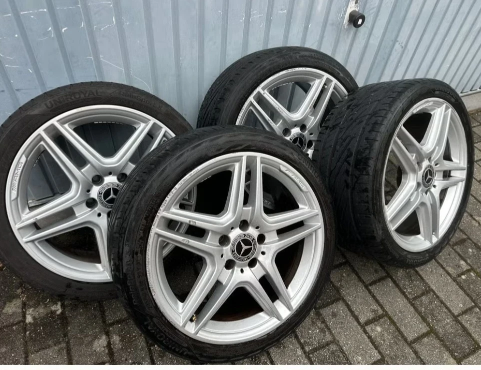 Mercedes-Benz E 220, снимка 6 - Автомобили и джипове - 54934672