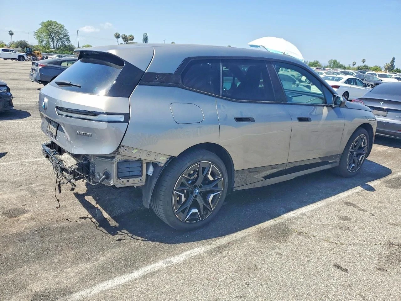 BMW iX XDRIVE50, снимка 4 - Автомобили и джипове - 55051697