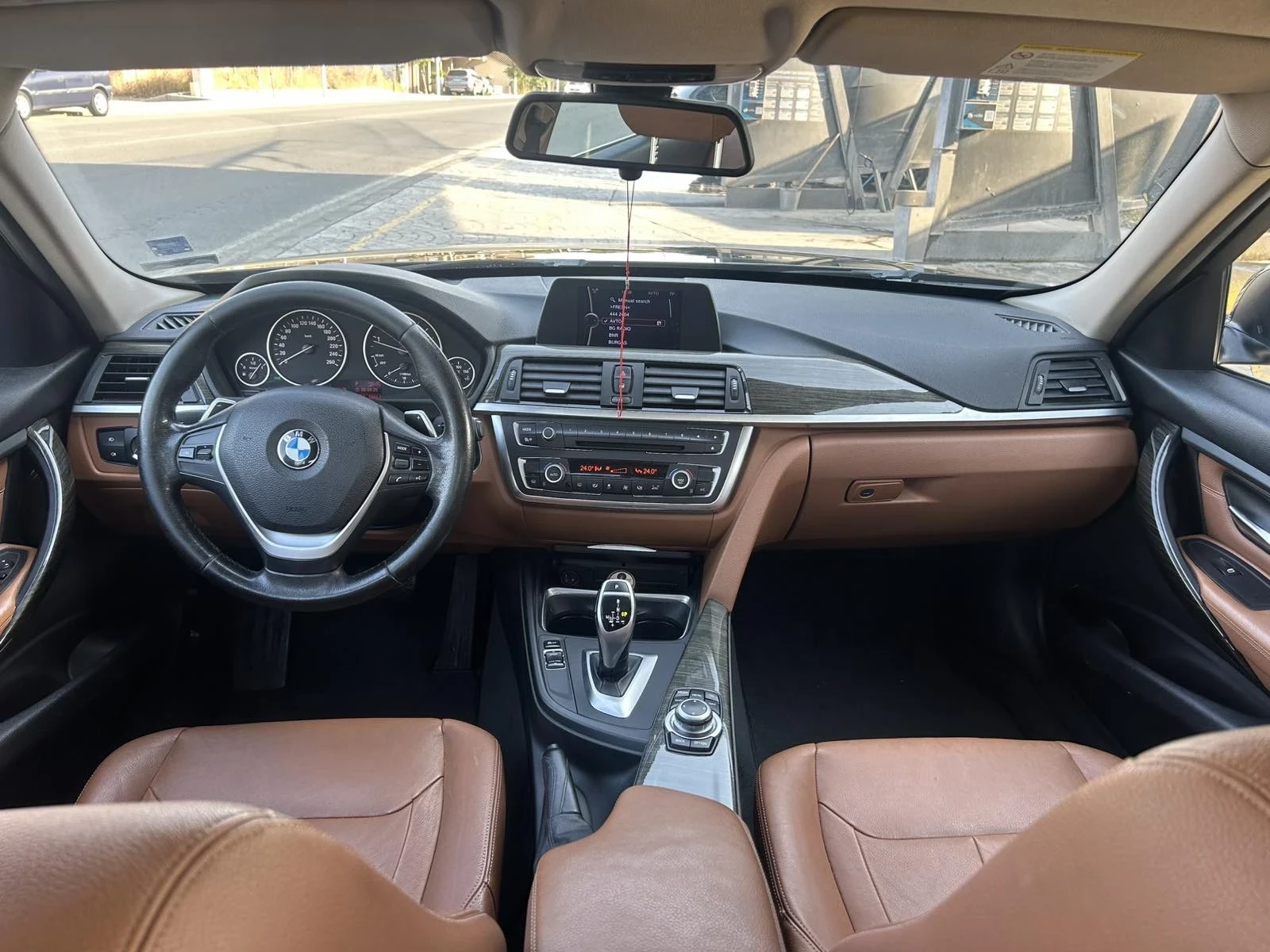 BMW 320 320D, снимка 11 - Автомобили и джипове - 55068462