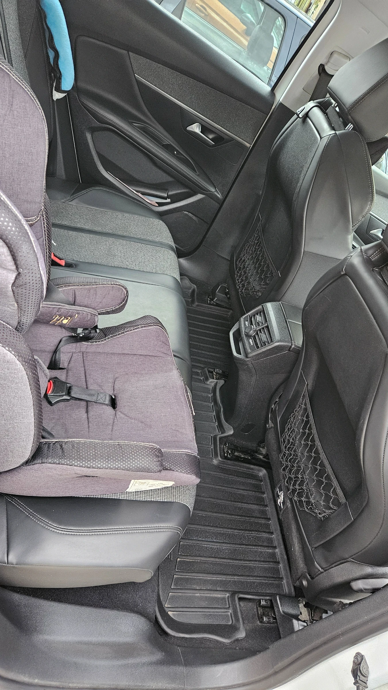 Peugeot 3008 1.6 HDI, снимка 12 - Автомобили и джипове - 55768638