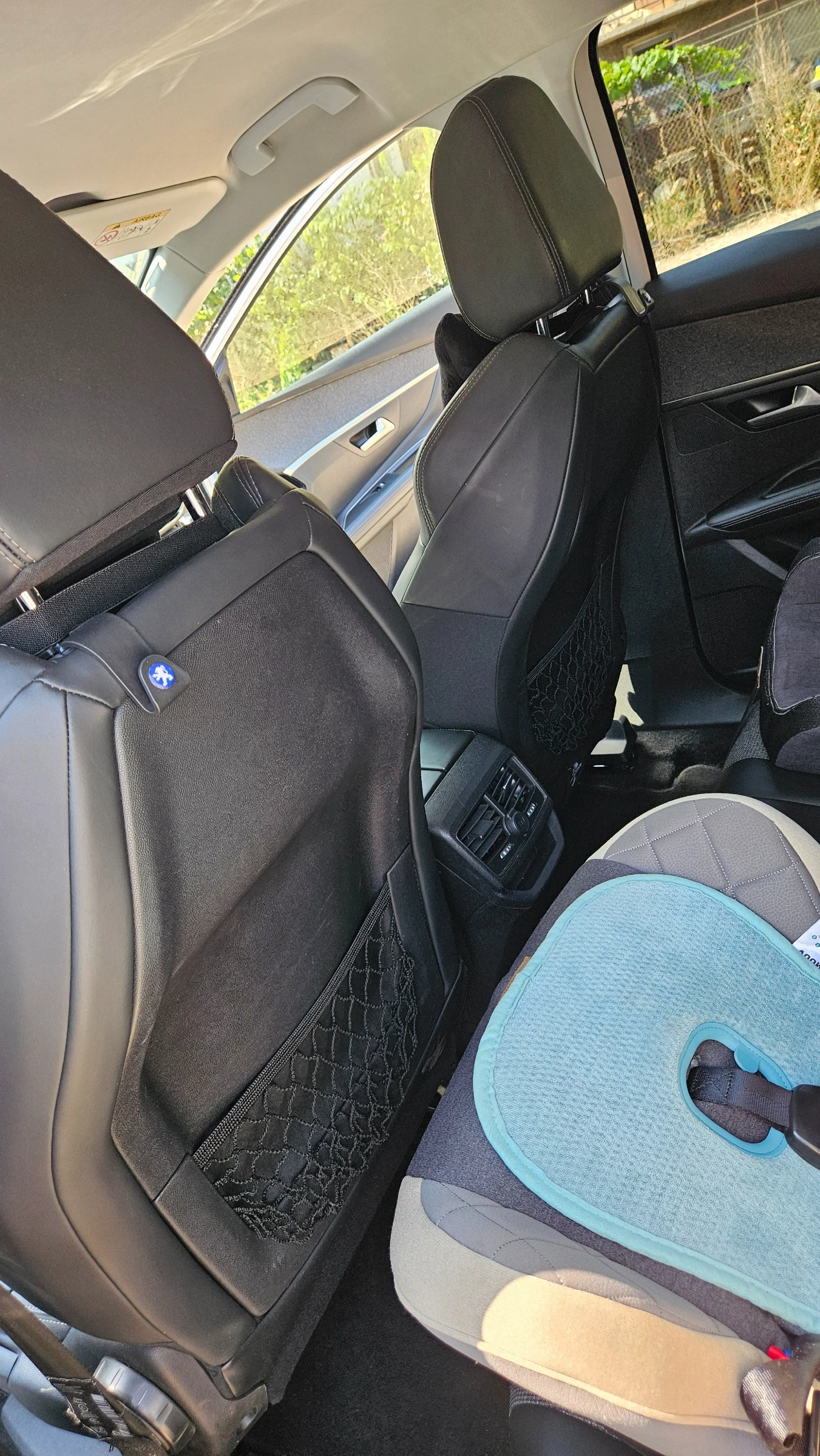 Peugeot 3008 1.6 HDI, снимка 9 - Автомобили и джипове - 55768638